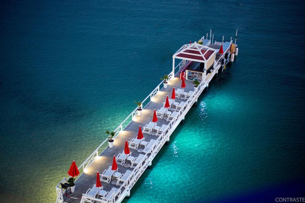 Garden Beach Hotel Ζουάν λε Πιν Εξωτερικό φωτογραφία
