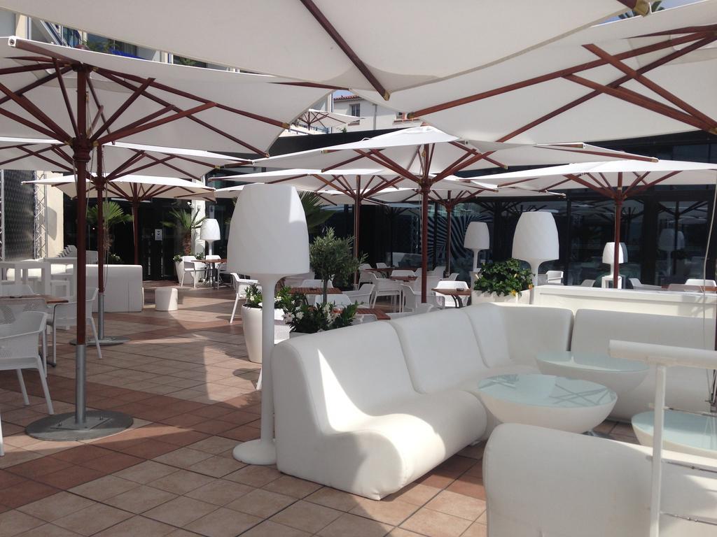 Garden Beach Hotel Ζουάν λε Πιν Εξωτερικό φωτογραφία