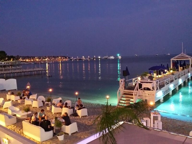 Garden Beach Hotel Ζουάν λε Πιν Εξωτερικό φωτογραφία