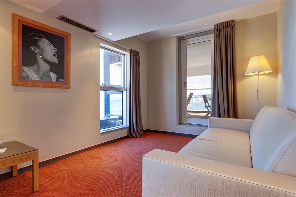 Garden Beach Hotel Ζουάν λε Πιν Εξωτερικό φωτογραφία